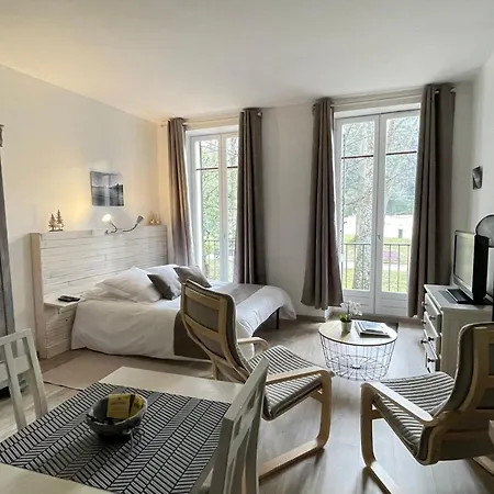 Confortable A Avec Balcon Et Wifi - Fr-1-555-113 *